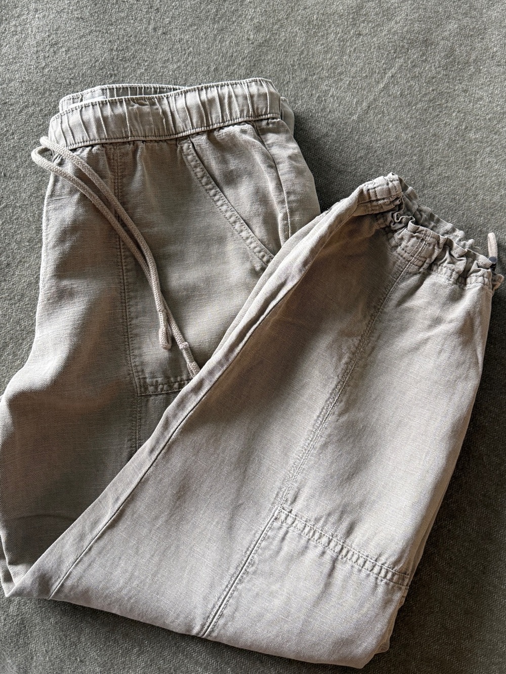 Nicole Miller Cropped Drawstring Ankle Pants Olive Green